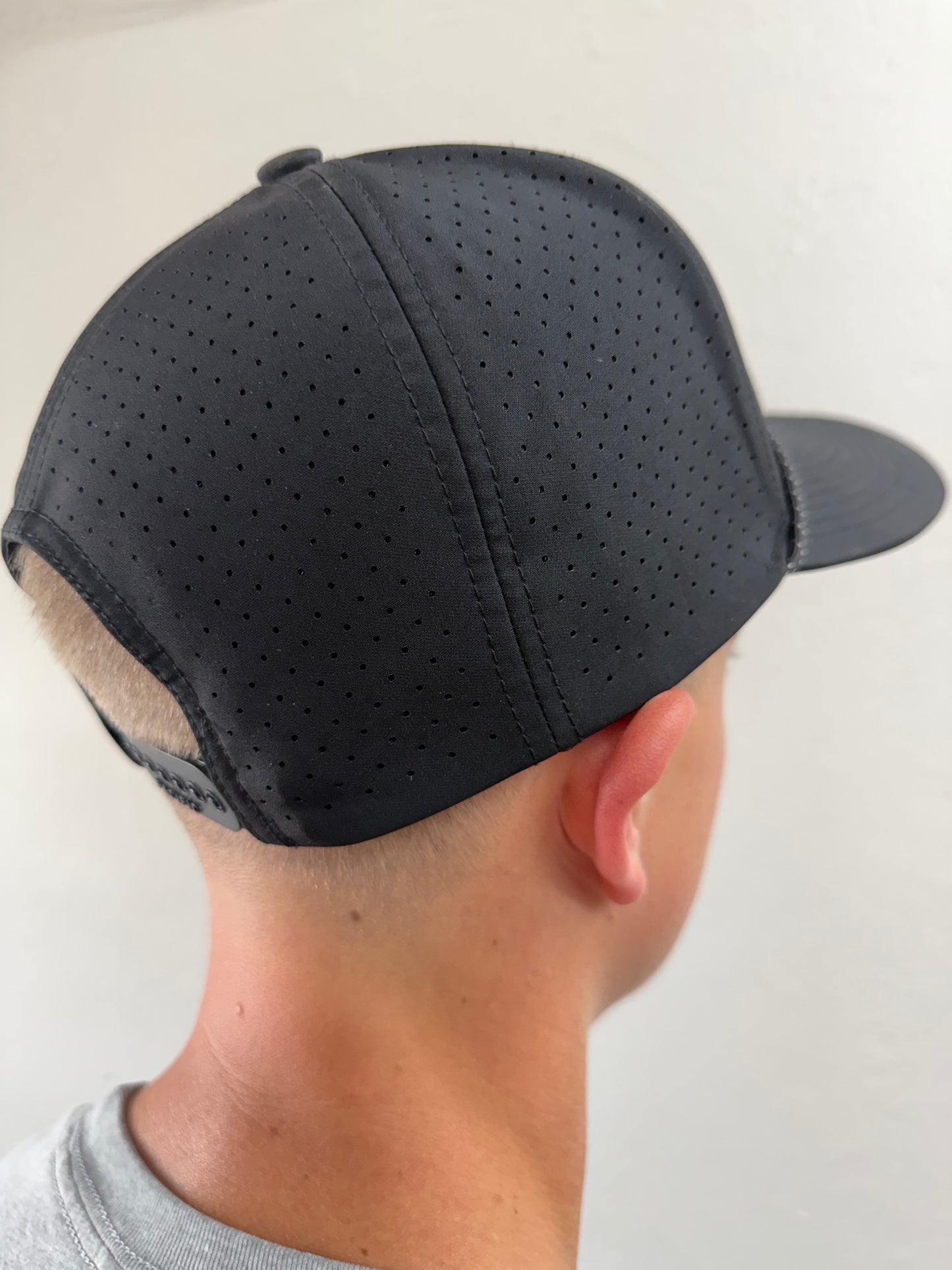 SBG Black Performance Back Rope Hat